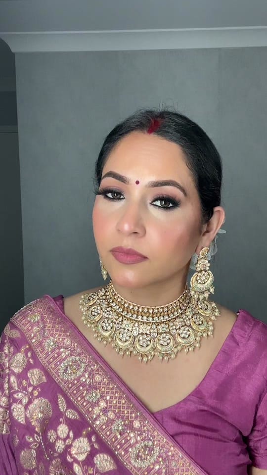 Post 8 by makeupbymanpreetkaur1 on TikTok (video)