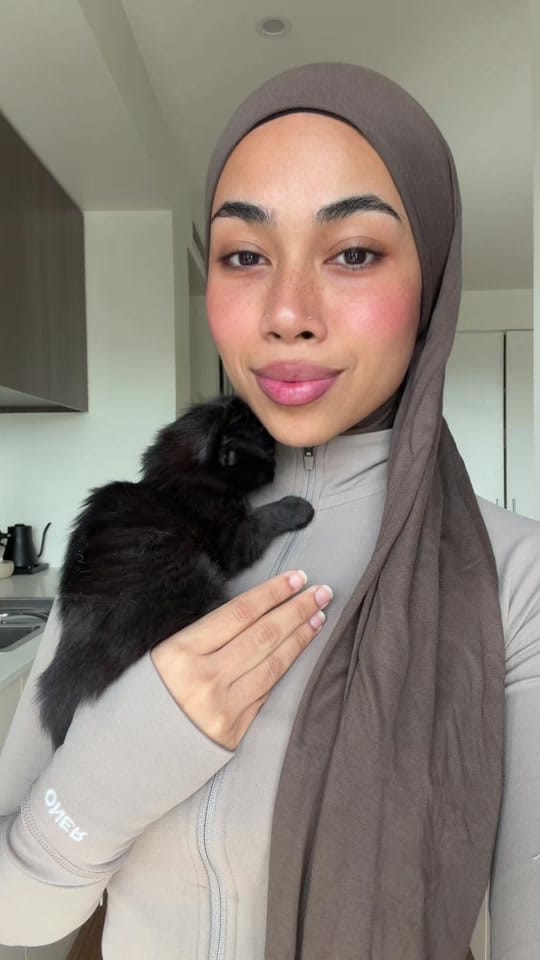 Post 6 by Asma Dee on TikTok (video)
