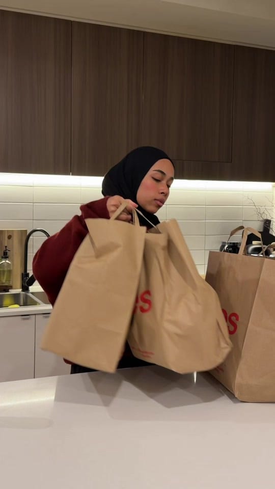 Post 3 by Asma Dee on TikTok (video)