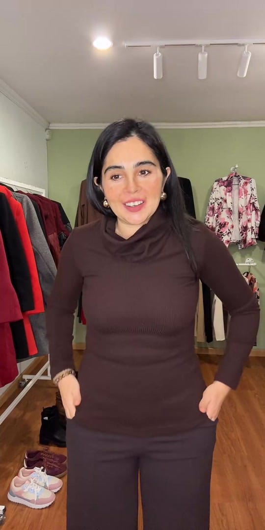Post 6 by Cocolia on TikTok (video)