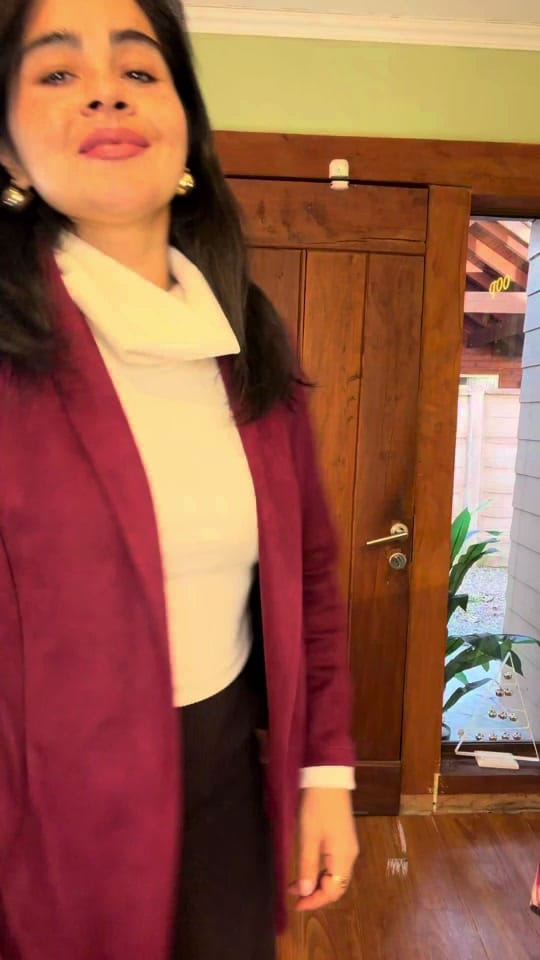 Post 4 by Cocolia on TikTok (video)