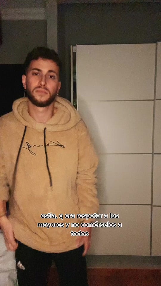 Post 5 by Nico Caro on TikTok (video)