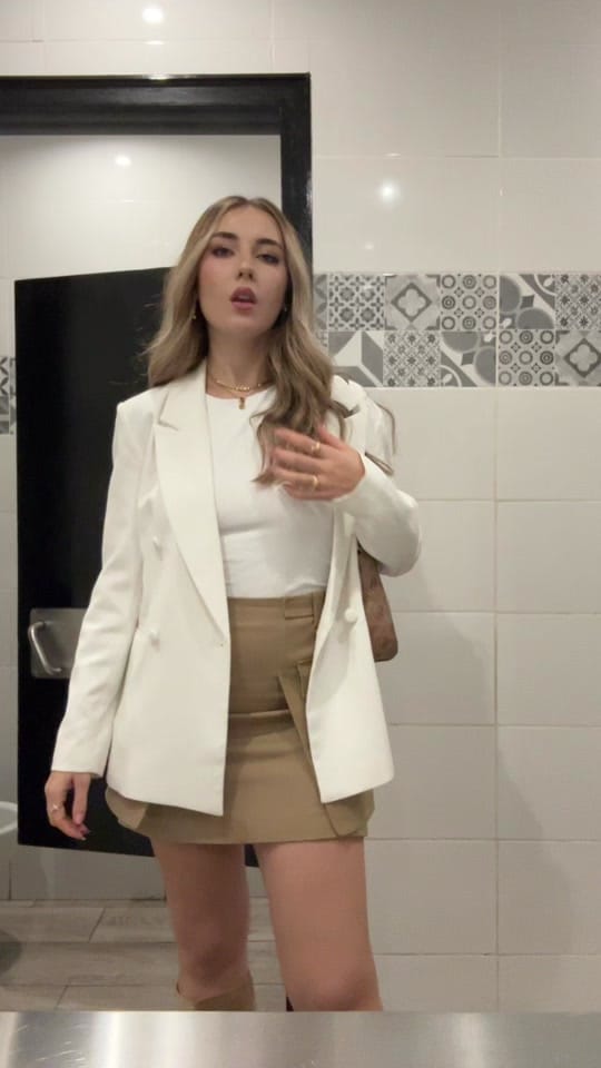Post 6 by Carmen Lopez on TikTok (video)