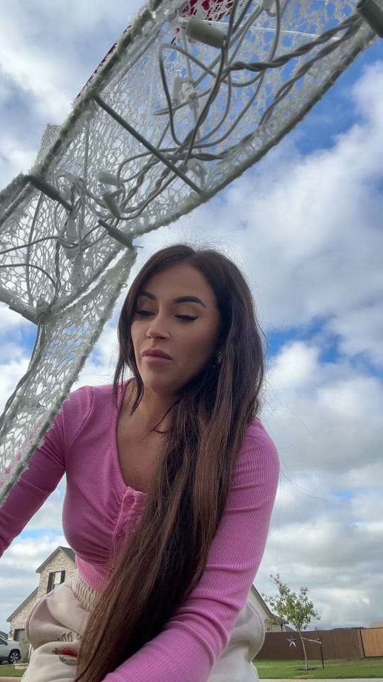 Post 6 by Samantha Martinez on TikTok (video)