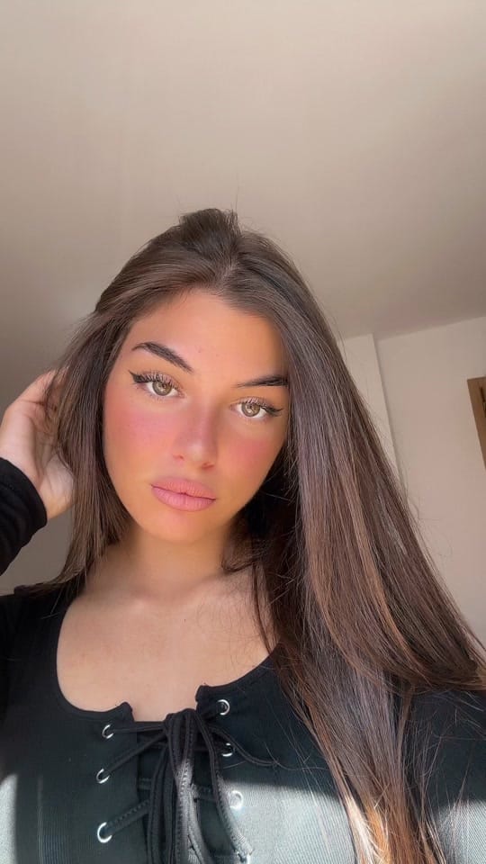 Post 3 by 222 on TikTok (video)