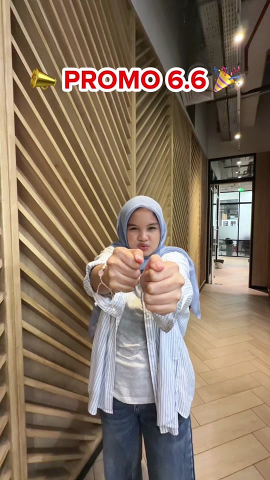 Post 4 by Loluna Official on TikTok (video)