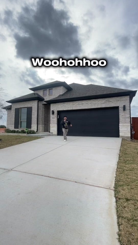 Post 8 by Closed With Carlos🏡 on TikTok (video)