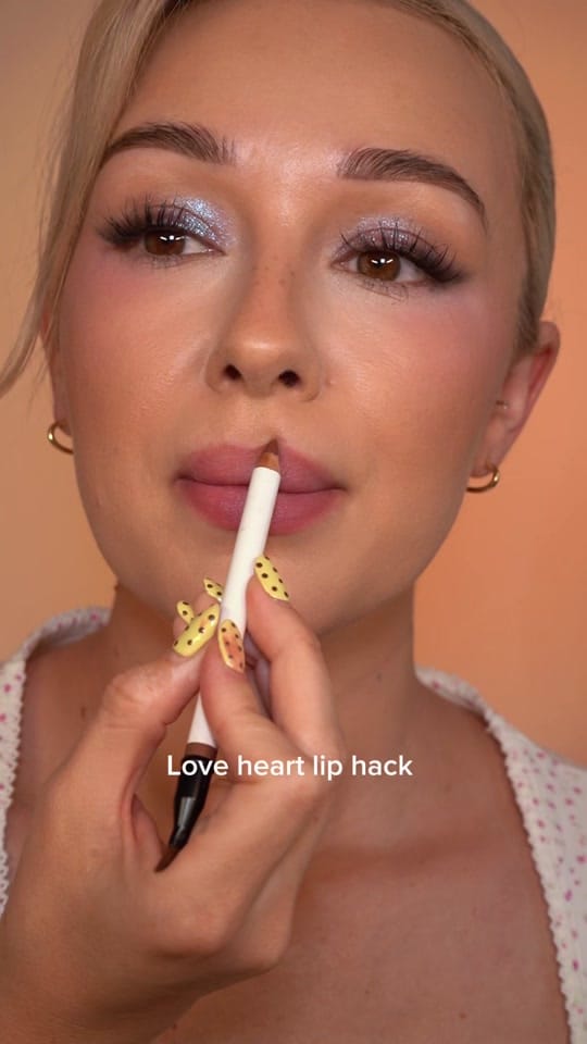 Post 2 by Sydney Purl on TikTok (video)