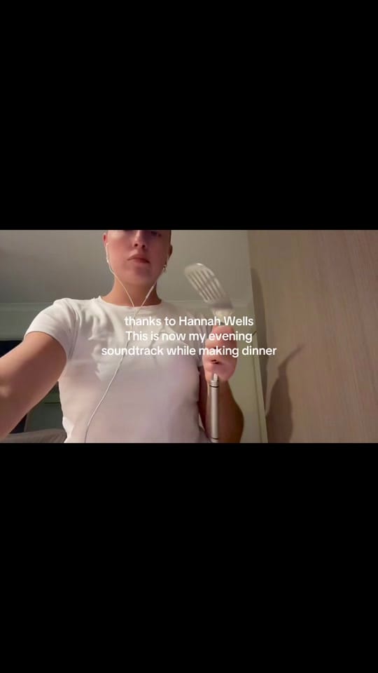 Post 6 by bell ★ on TikTok (video)
