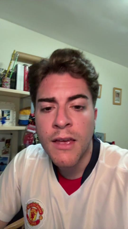 Post 7 by alesantello on TikTok (video)