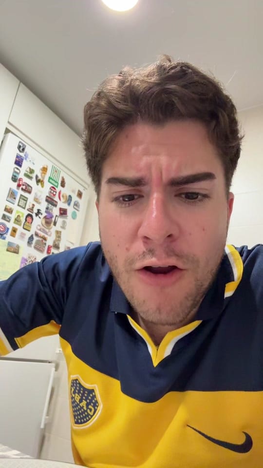 Post 3 by alesantello on TikTok (video)