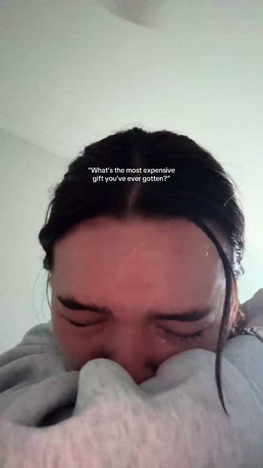 Post 10 by Alyssa Gaze on TikTok (video)