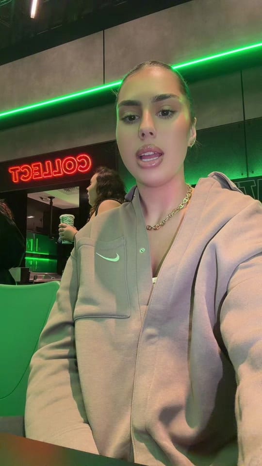 Post 2 by Celin Mazloum on TikTok (video)