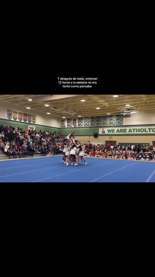 Post 5 by valentina on TikTok (video)