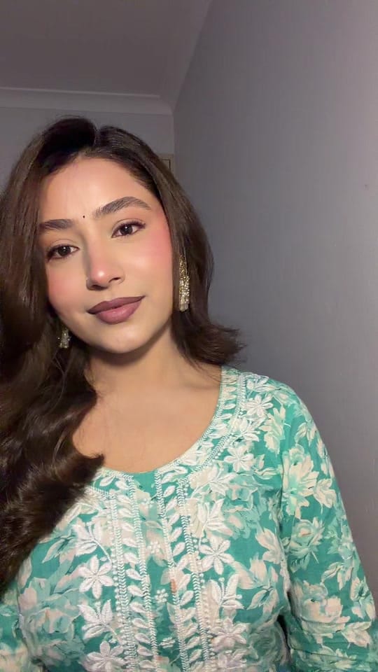 Post 8 by Sujana_ on TikTok (video)