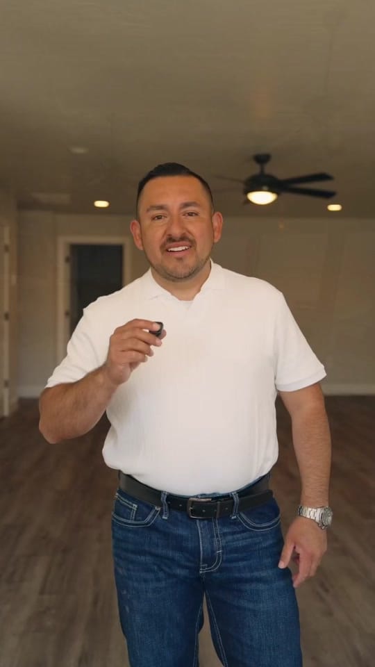 Post 3 by Angels Worx on TikTok (video)