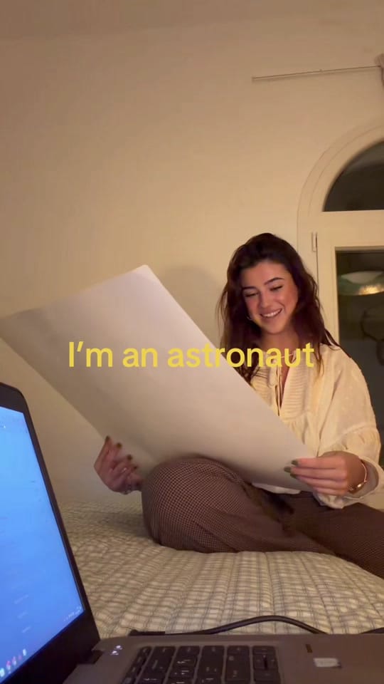 Post 6 by mery on TikTok (video)