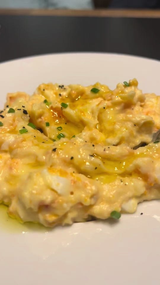 Post 1 by Guez food on TikTok (video)
