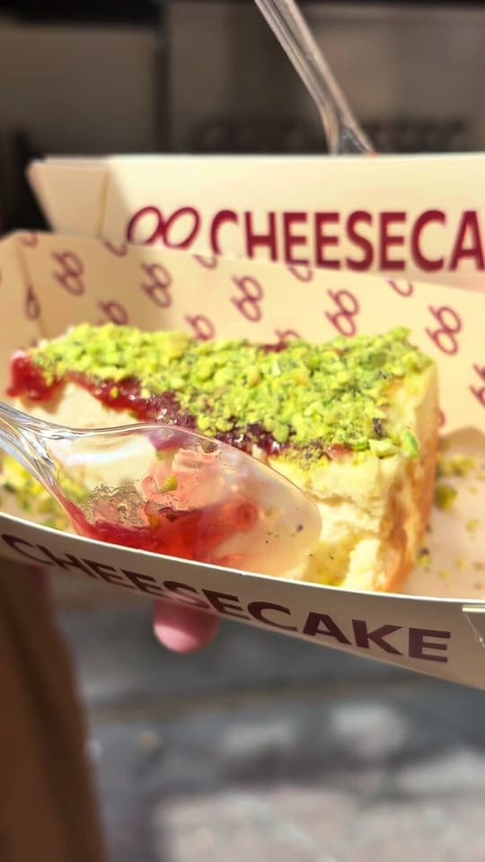 Post 2 by Guez food on TikTok (video)