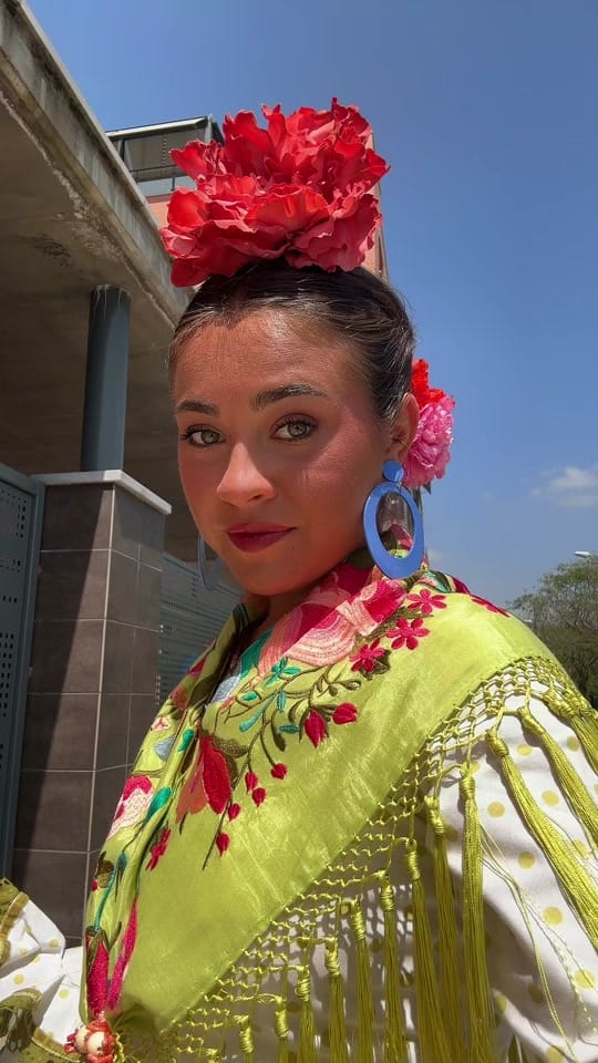 Post 4 by lauragonzalez on TikTok (video)