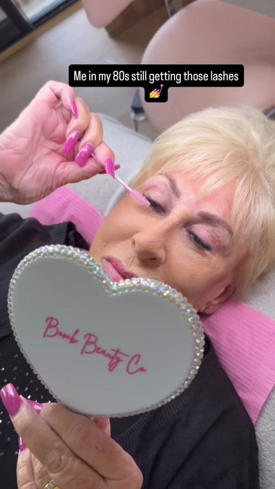 Post 1 by Bomb Beauty Co on TikTok (video)
