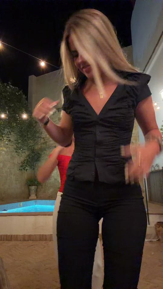 Post 9 by Ali Moreno on TikTok (video)