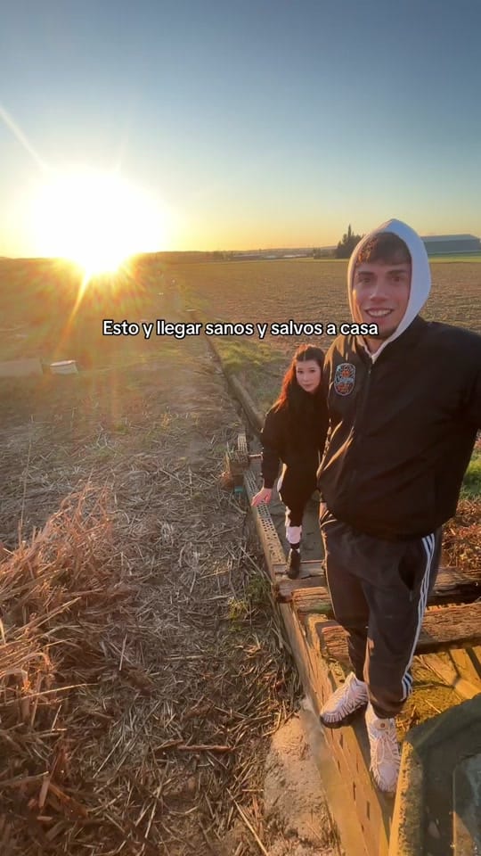 Post 9 by 𝘓𝘢𝘝𝘪𝘭𝘭𝘢𝘤𝘢𝘮𝘱𝘢 on TikTok (video)