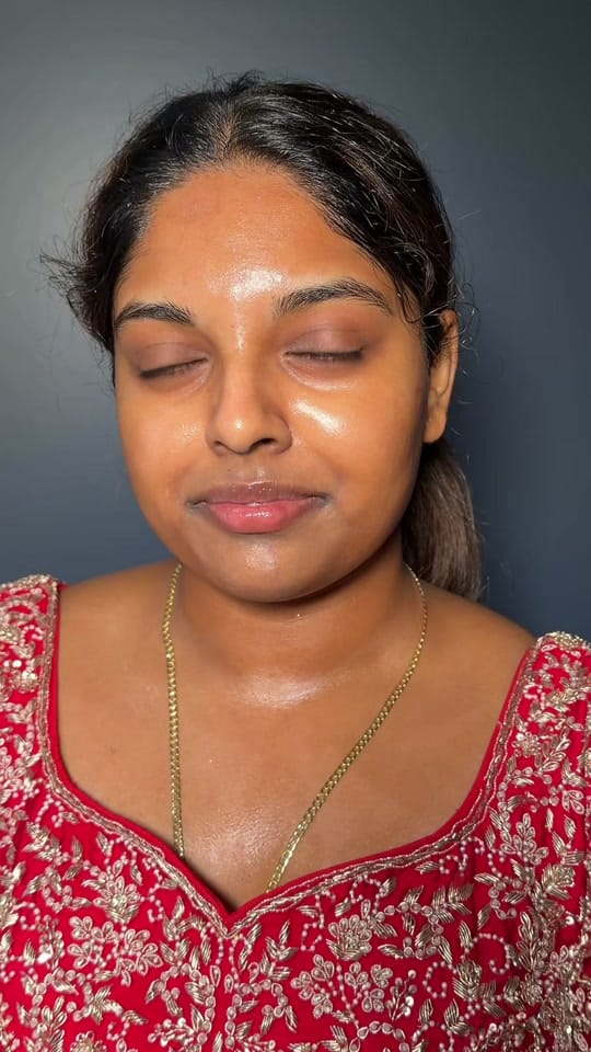 Post 3 by Nhi Makeup Artistry on TikTok (video)