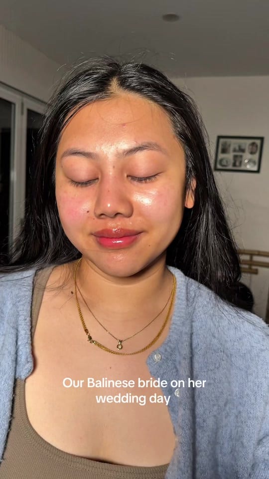 Post 6 by Nhi Makeup Artistry on TikTok (video)