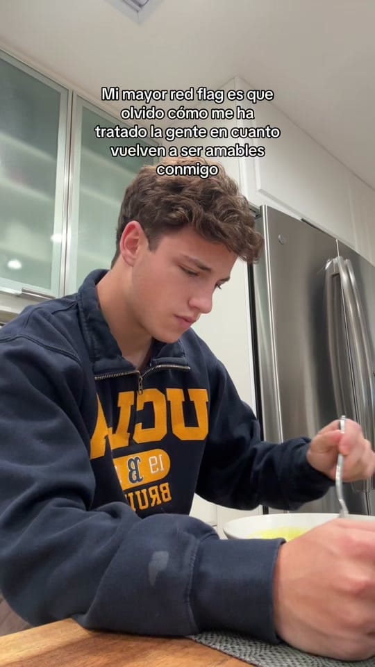 Post 9 by Emilio Herrera on TikTok (video)