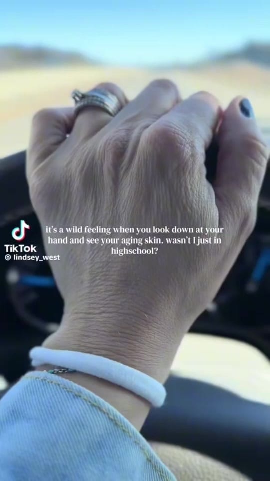 Post 7 by MY GLOW 2 | Exfoliating Glove on TikTok (video)