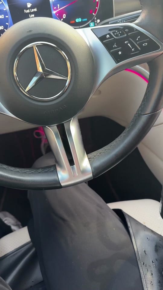 Post 6 by Valery Oyoque on TikTok (video)