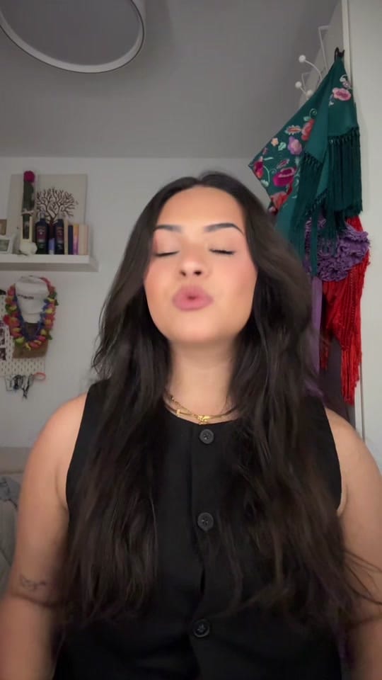 Post 4 by Naiala López on TikTok (video)
