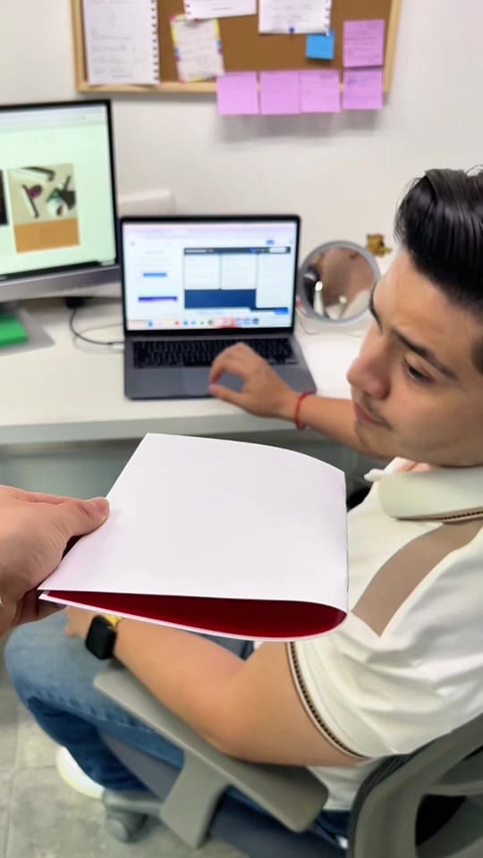 Post 1 by Ere Perez on TikTok (video)