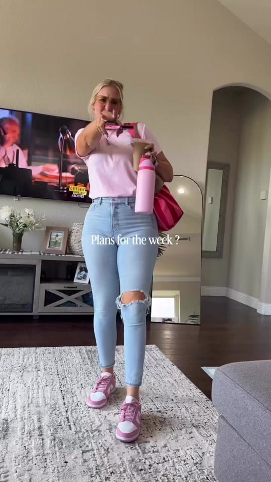 Post 10 by Lacea Renta Grimes on TikTok (video)