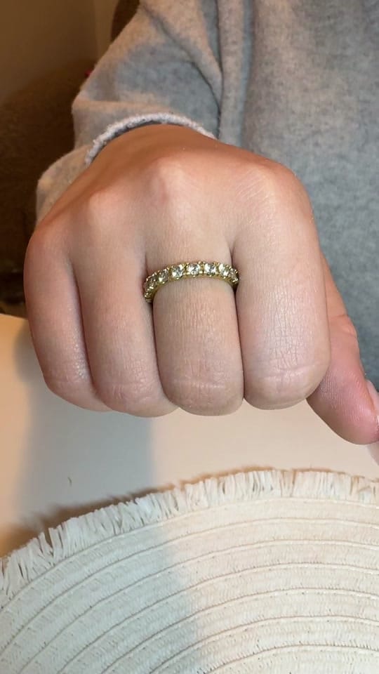 Post 2 by Zizi <3 on TikTok (video)