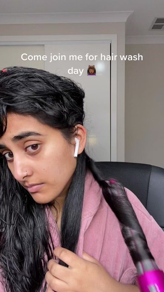 Post 10 by Sara 💄 سارة on TikTok (video)
