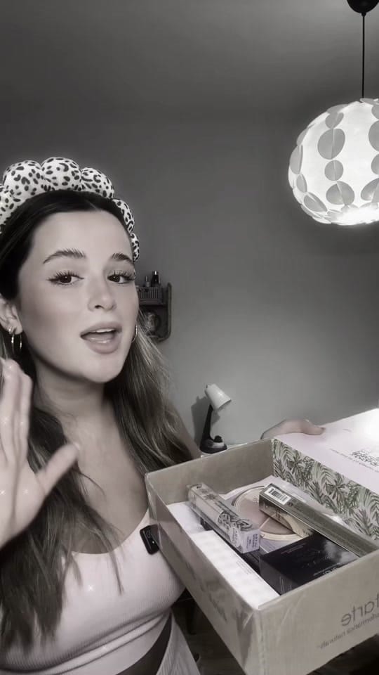 Post 7 by elen ⋆ ˚❀˖° ⋆ on TikTok (video)