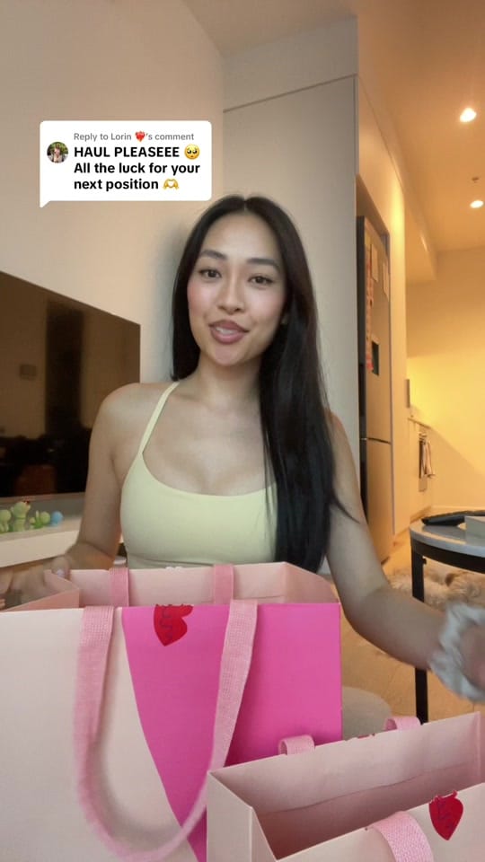 Post 6 by Juls 💗 on TikTok (video)