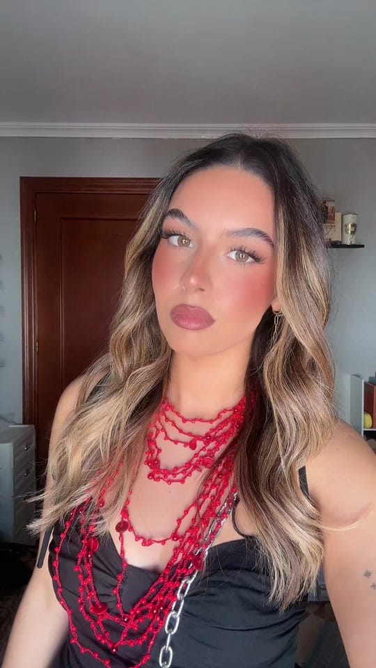 Post 5 by aeseuve on TikTok (video)