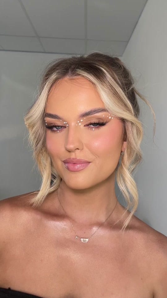 Post 1 by Mia Araya Artistry on TikTok (video)
