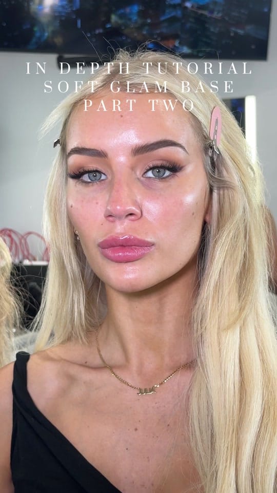 Post 8 by Sammie Leigh Artistry on TikTok (video)