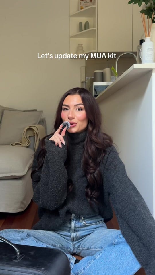 Post 6 by Sammie Leigh Artistry on TikTok (video)