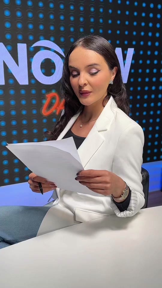 Post 6 by Nicole Jenes on TikTok (video)
