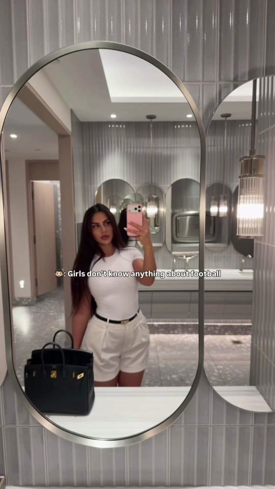 Post 1 by Aida Kadyradzhieva Serrano on TikTok (video)