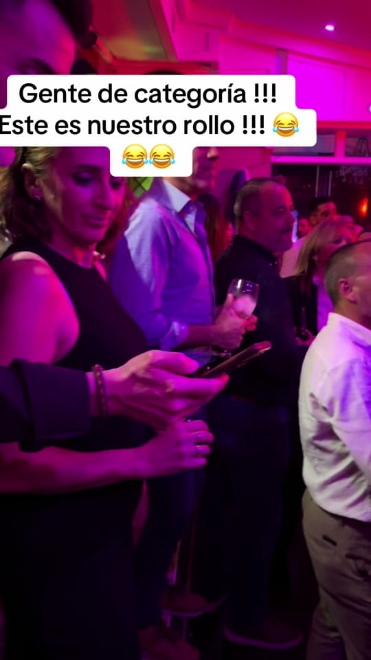 Post 9 by Sanzara Café - Copas on TikTok (video)