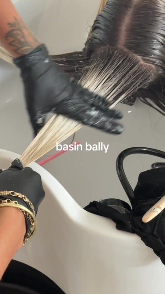 Post 8 by Roca Verde Hair Studio on TikTok (video)