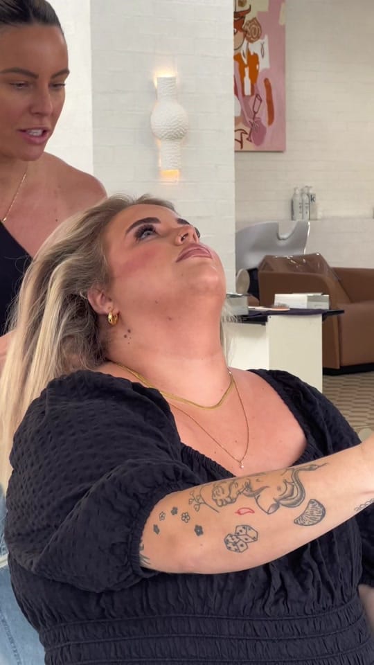 Post 9 by Roca Verde Hair Studio on TikTok (video)