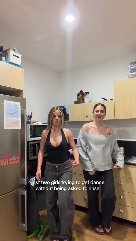 Post 7 by Roca Verde Hair Studio on TikTok (video)