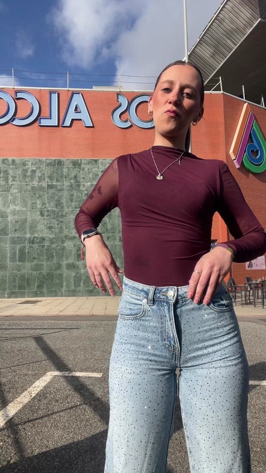 Post 10 by Marta Mediano on TikTok (video)